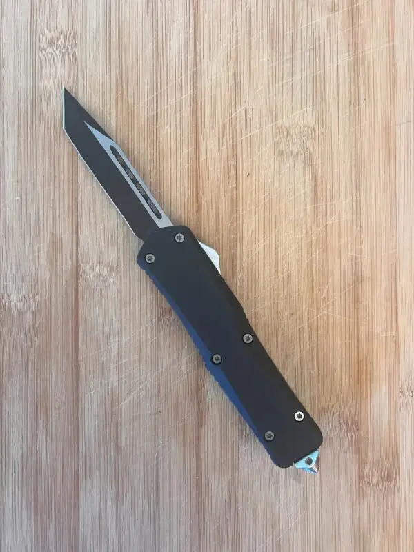 Black Stainless Steel and Aluminum Tanto